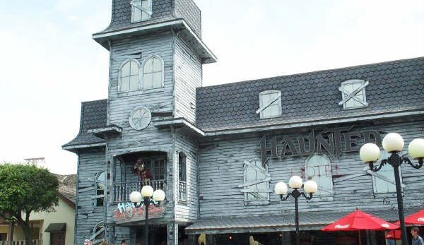 Dark Ride Design
