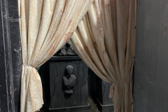 Eerie-Entrance-Into-Statue-Room